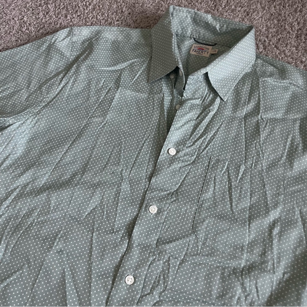 Faherty Cloud Button Down Short Sleeve Shirt - image 1